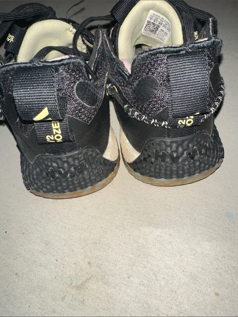 Mens Size 7 Adidas Black Sneakers with Pink Inner Accents